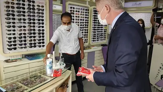 Vali Davut Gül korona virüs denetimine çıktı