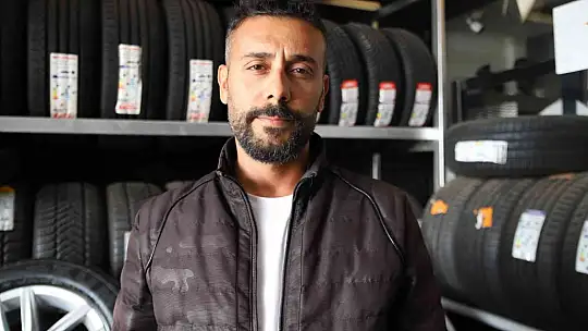 Gaziantep'te lastikçilerin 'kış lastiği' mesaisi