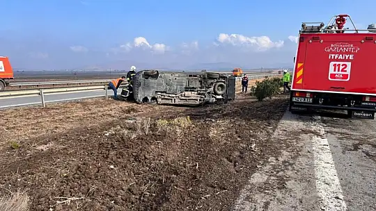 Gaziantep'te minibüs yoldan çıktı: 1 ölü, 10 yaralı