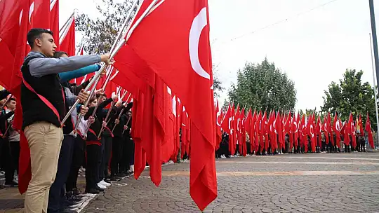 Gaziantep'te Öğretmenler Günü buruk kutlandı