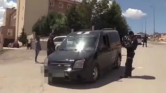 Gaziantep'te okul önlerinde şok huzur-güven uygulaması