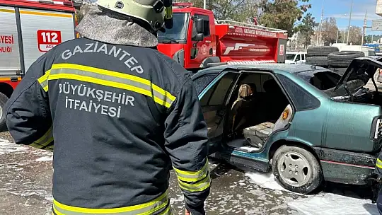 Gaziantep'te otomobilin LPG tüpünün patladığı anın görüntüsü ortaya çıktı