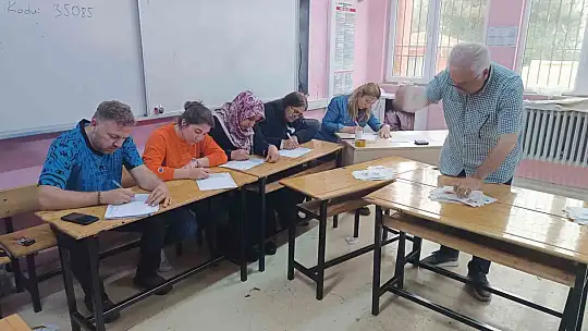 Gaziantep'te oy verme bitti sayım başladı
