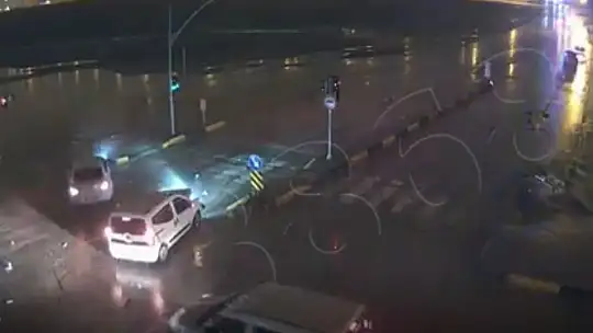Gaziantep'te pes dedirten kazalar kameralara yansıdı