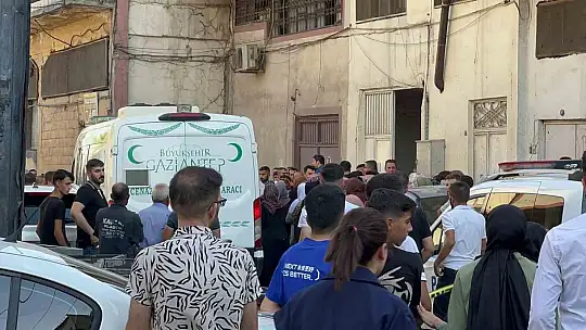 Gaziantep'te pres makinesinin arasında kalan işçi öldü