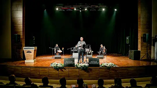 Gaziantep'te Sezai Karakoç şiirleriyle anıldı