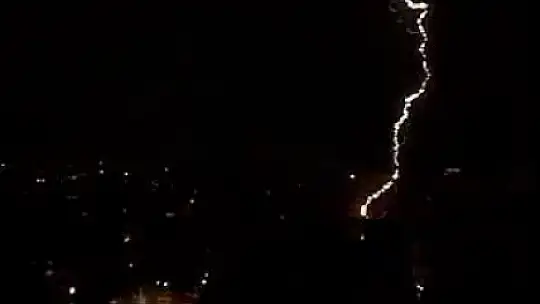Gaziantep'te şimşekler geceyi aydınlattı