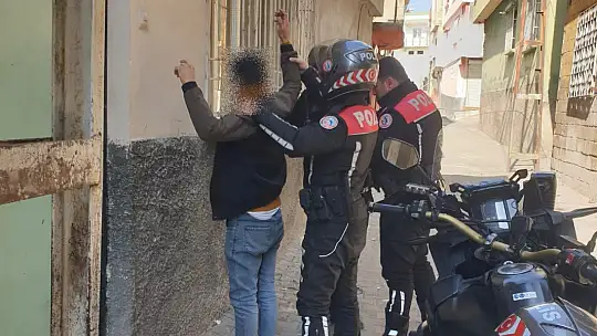 Gaziantep'te şüpheli şahıslara denetim: 14 gözaltı