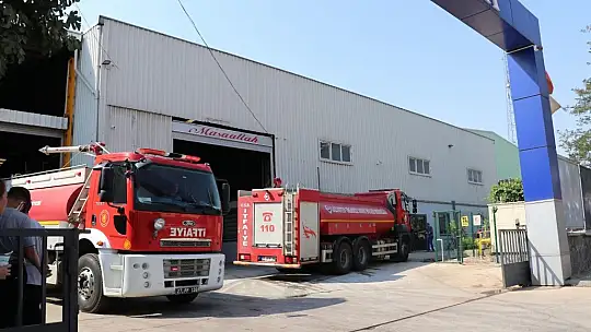 Gaziantep'te tahıl fabrikasında çıkan yangın korkuttu