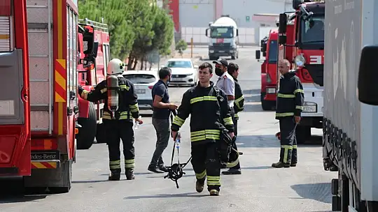 Gaziantep'te tahıl fabrikasında çıkan yangın korkuttu
