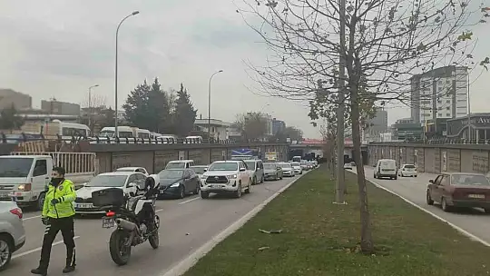Gaziantep'te takla atan araçta bulunan 4 kişi yaralandı
