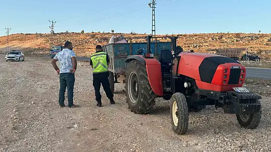 Gaziantep'te traktör devrildi: 8 yaralı
