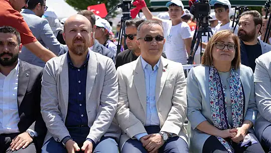 Gaziantep'te TÜGVA Yaz Okulu Lansmanı Erdoğan'ın katılımıyla yapıldı