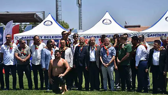 Gaziantep'te yağlı güreş müsabakaları başladı