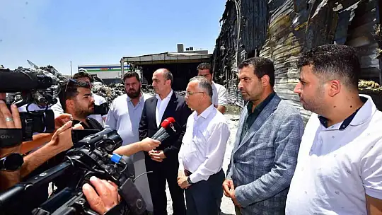 Gaziantep'te yanan fabrikada 35 milyon dolarlık zarar oluştu