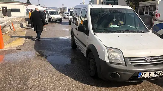 Gaziantep'te yarım kilo altın çalan soygunculardan biri yakalandı