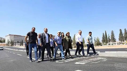 Gaziantep'te yeni yapılan yol kavşaktaki trafik yükünü hafifletecek