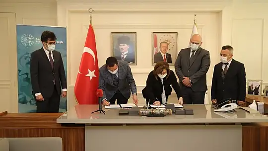 Gaziantep'te yeni yılın ilk 'akıllı' protokolünü imzaladı