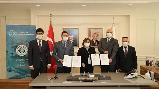 Gaziantep'te yeni yılın ilk 'akıllı' protokolünü imzaladı