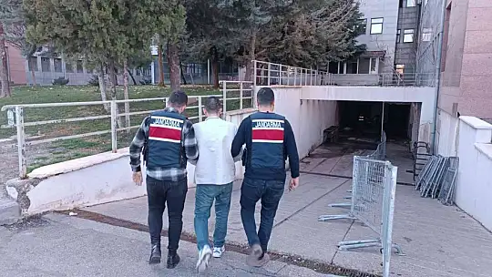 Gaziantep'te yılbaşı öncesinde sahte ve kaçak içki operasyonu: 7 gözaltı