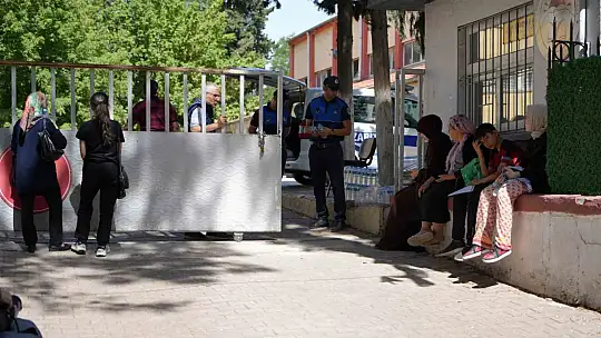 Gaziantep'te YKS heyecanı başladı