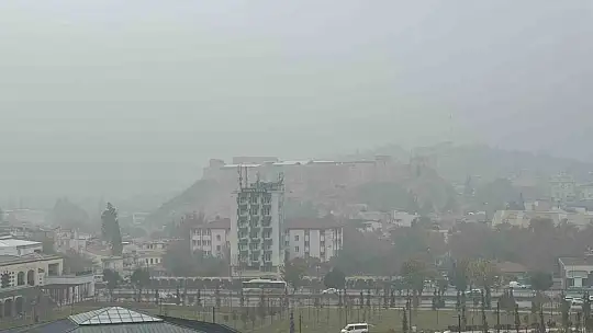 Gaziantep'te yoğun sis etkili oldu