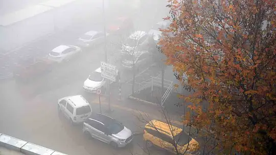 Gaziantep'te yoğun siste görüş mesafesi 25 metreye kadar düştü