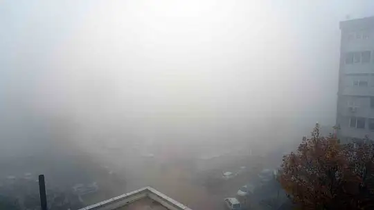 Gaziantep'te yoğun siste görüş mesafesi 25 metreye kadar düştü