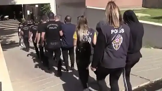 Gaziantep'teki dolandırıcılık ve tefecilik operasyonda 7 şahıs tutuklandı