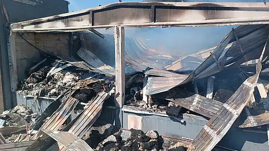 Gaziantep'teki fabrika yangını 5 saatlik çalışmayla kontrol altına alındı