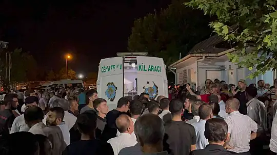 Gaziantep'teki feci kazada hayatını kaybeden vatandaşlardan biri Diyarbakır'da defnedildi