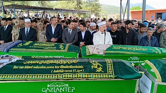 Gaziantep'teki feci kazada ölenlerin cenazeleri defnedildi