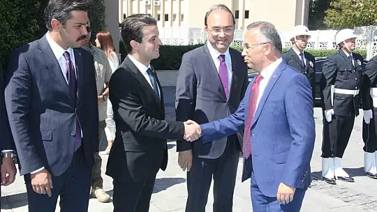Gaziantep Valisi Kemal Çeber göreve başladı