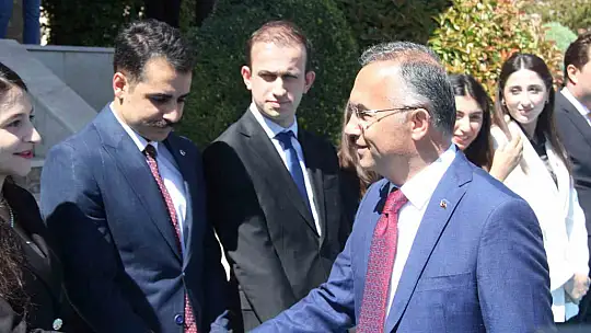 Gaziantep Valisi Kemal Çeber göreve başladı