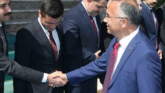 Gaziantep Valisi Kemal Çeber göreve başladı