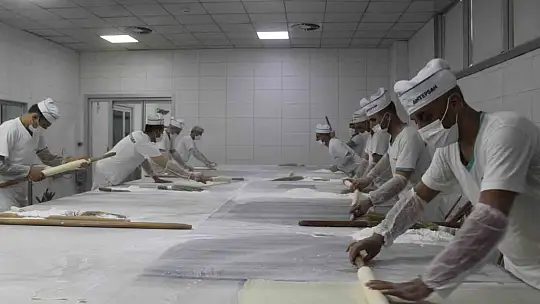 Gaziantepli baklavacıdan bayram öncesi dev indirim