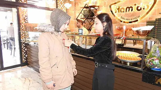 Gaziantepli gazi baklavacıdan şehitler günü etkinliği