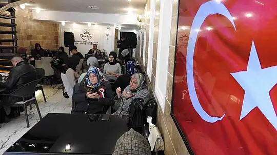 Gaziantepli gazi baklavacıdan şehitler günü etkinliği