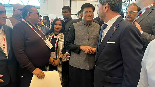 Gaziantepli Halıcılar Hindistan'da ilgiyle karşılandı