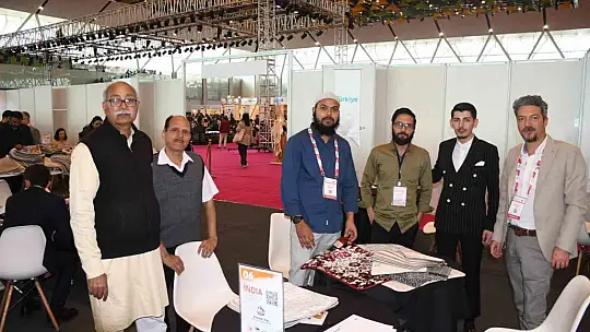 Gaziantepli Halıcılar Hindistan'da ilgiyle karşılandı