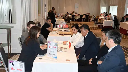 Gaziantepli halıcılar Japonya temaslarına Osaka'da başladı