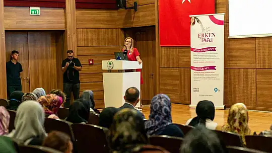 Gaziantepli kadınlar, meme kanseri farkındalık hareketi için bir araya geldi