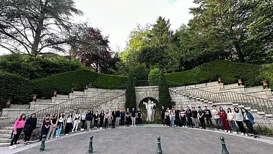 Gaziantepli öğrenciler Avrupa'yı mercek altına aldı