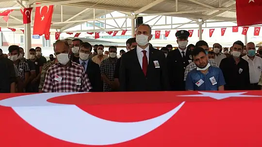 Gaziantepli şehit son yolculuğuna uğurlandı
