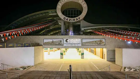 Gaziray ile entegre çalışan raybüs, yolculardan büyük rağbet görüyor