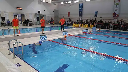 Geleceğin dünya şampiyonları ilk aşamayı tamamladı