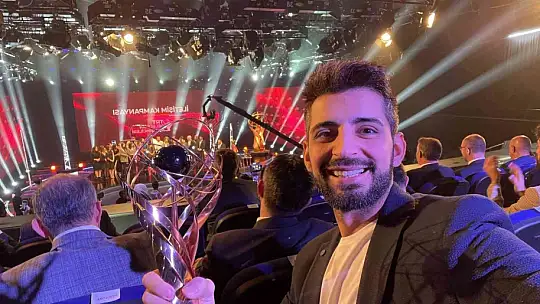 Geleceğin İletişimcilerine TRT'den ödül