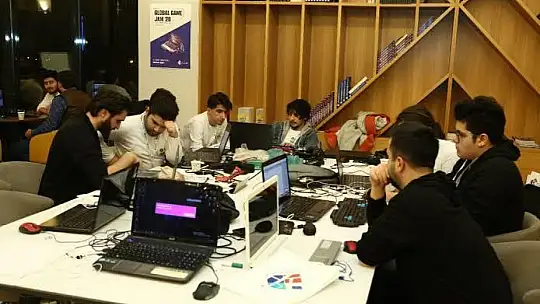 Geleceğin oyun tasarımcıları HKÜ'de yetişecek