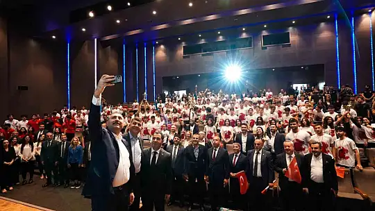 Geleneksel gençlik kupaları ödülleri sahiplerini buldu