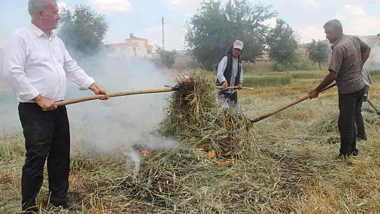 Gaziantep'te geleneksel yöntemlerle yapılan firik ütme başladı